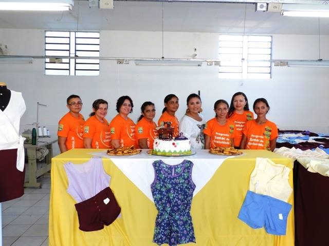 Primeira-dama Edneida Fortes participa de encerramento de curso de Corte e Costura - Imagem 2