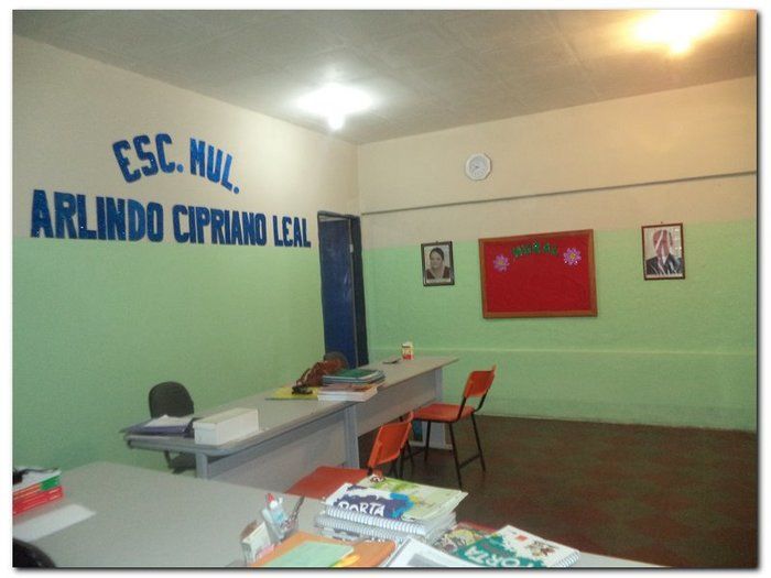 Dr. Moura reforma a Escola Arlindo Cipriano Leal - Imagem 14