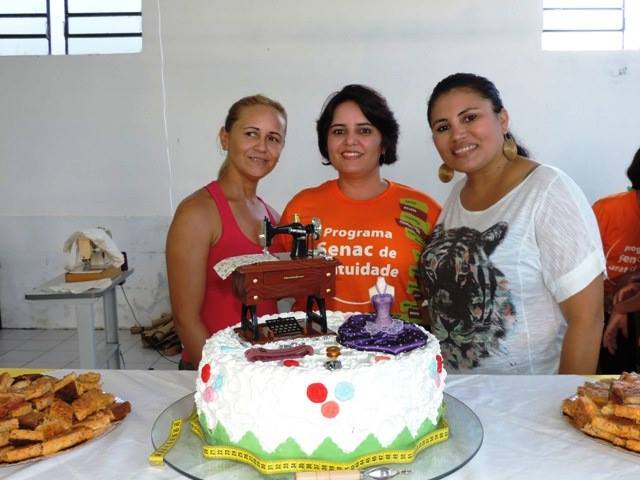 Primeira-dama Edneida Fortes participa de encerramento de curso de Corte e Costura - Imagem 19