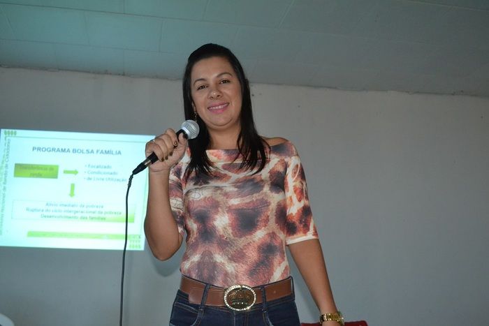 SEMAS realiza reunião para esclarecer beneficiários do Bolsa Família - Imagem 6