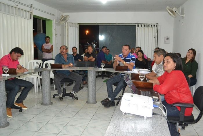 Câmara Municipal realiza mais uma sessão - Imagem 6