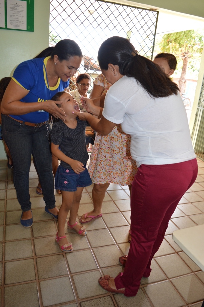 Campanha de vacinação contra a Paralisia Infantil - Imagem 9