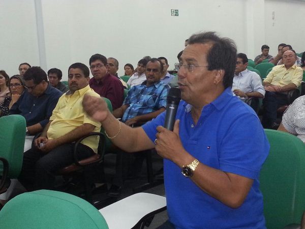 Vice-prefeito e tesoureiro de Santo Inácio do Piauí participaram de reunião na APPM - Imagem 1