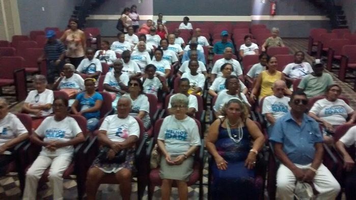 Grupo da melhor idade de Oeiras é contemplada com sessão especial de cinema - Imagem 3