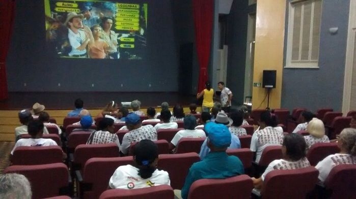 Grupo da melhor idade de Oeiras é contemplada com sessão especial de cinema - Imagem 5