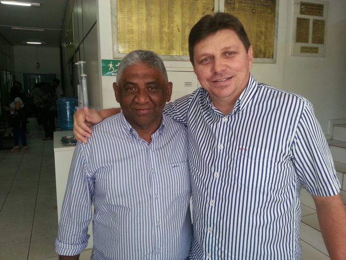 Prefeito Zé Resende e outros prefeitos do Piauí participam de reunião na APPM para discutirem a falência dos municípios - Imagem 5