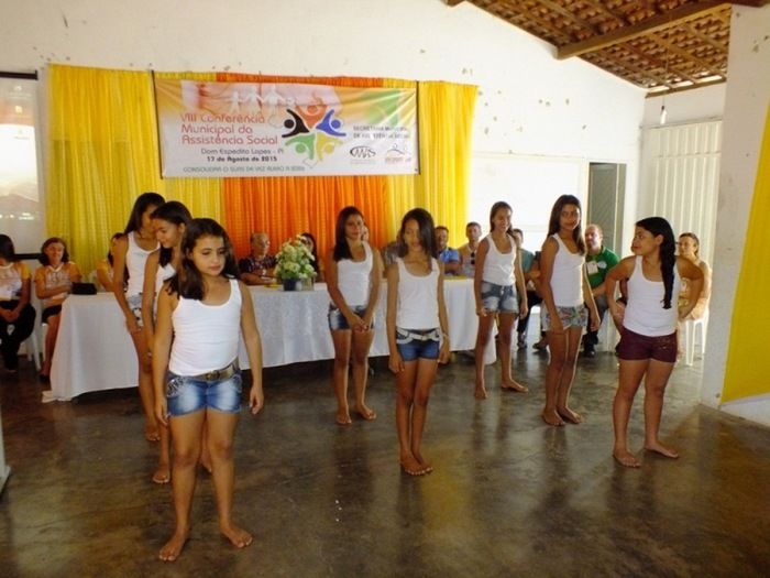 Dom Expedito Lopes realizou a VIII Conferência Municipal de Assistência Social - Imagem 19