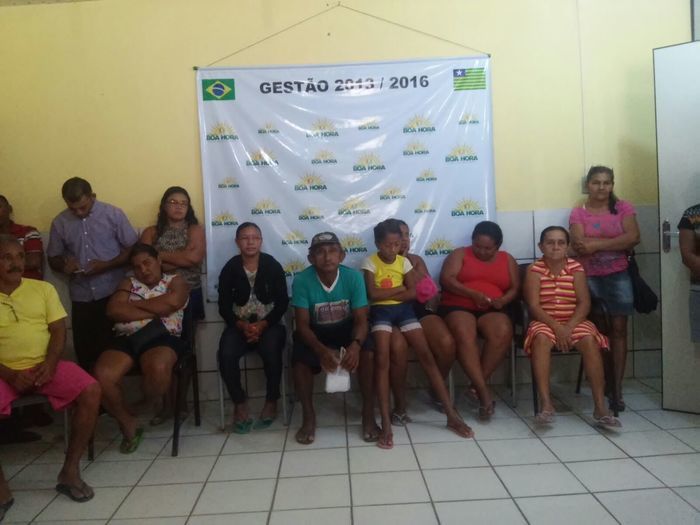 Prefeito Zé Resende se reúne com os donos das 36 casas Minha Casa, Minha Vida, que já estão pronta. - Imagem 1