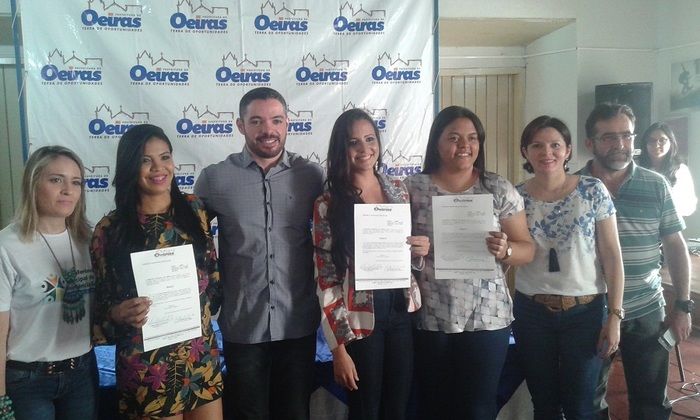 Prefeitura de Oeiras empossa aprovados em concurso público nas áreas de Assistência Social e Saúde - Imagem 11