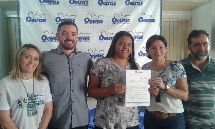 Prefeitura de Oeiras empossa aprovados em concurso público nas áreas de Assistência Social e Saúde - Imagem 8