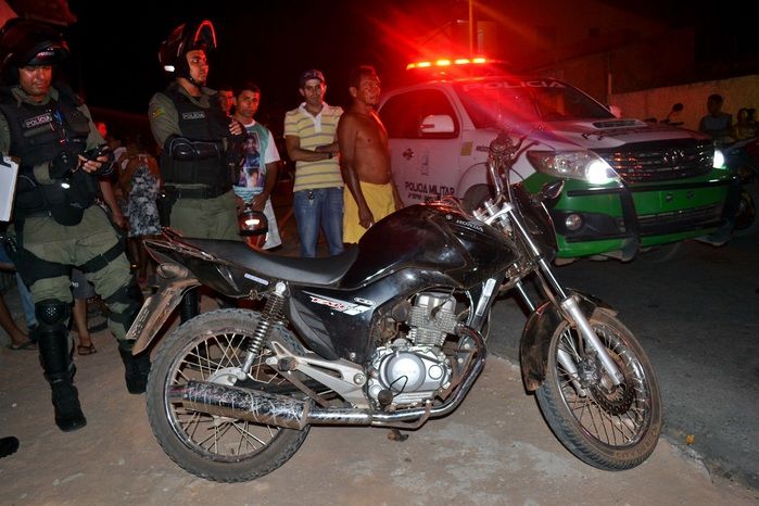 Homem é executado com três tiros em rua de Parnaíba - Imagem 3