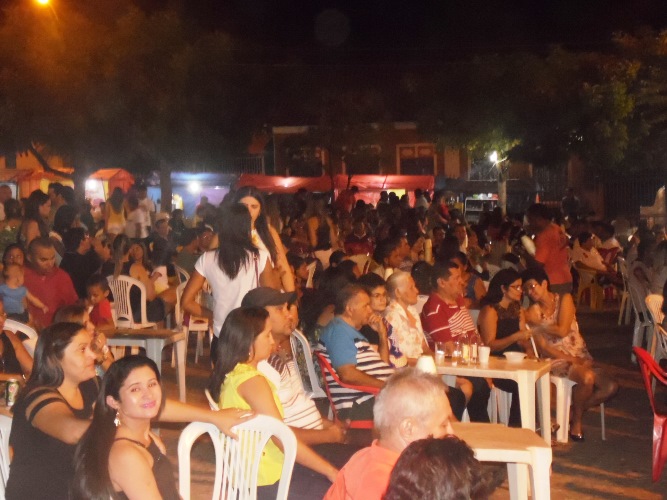 Atrações de fim de semana reúnem unionenses na praça da Matriz - Imagem 5