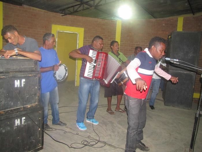 Atualizando: Concurso de sanfoneiros no último dia de festejo atraiu uma multidão à Praça José Dário dos Santos - Imagem 1