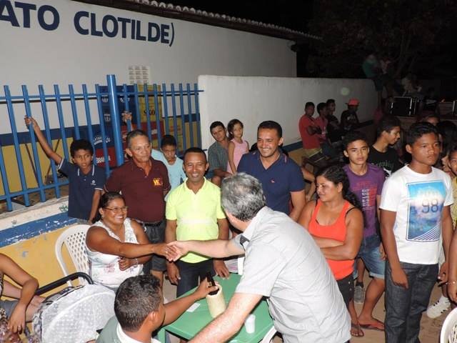 Prefeito Edílson Capote participa de evento cultural na Vila Esperança - Imagem 19
