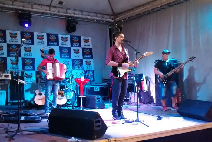Atrações de fim de semana reúnem unionenses na praça da Matriz - Imagem 1