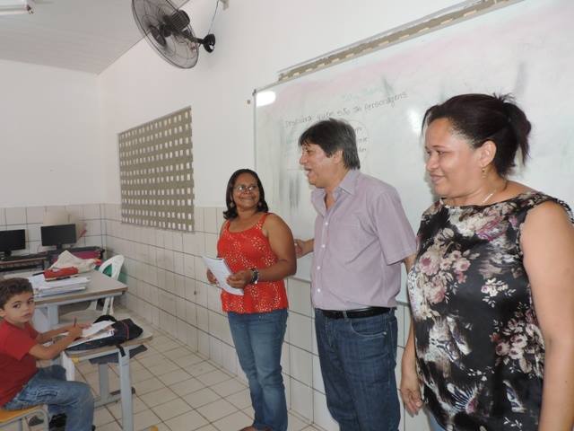 Secretário Claudio Cesar visita obras de reforma de escolas na zona rural de Barras. - Imagem 4