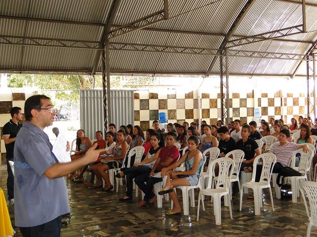 Revisão Solidária Mega Toti Enem atrai estudantes neste domingo, 23. - Imagem 2