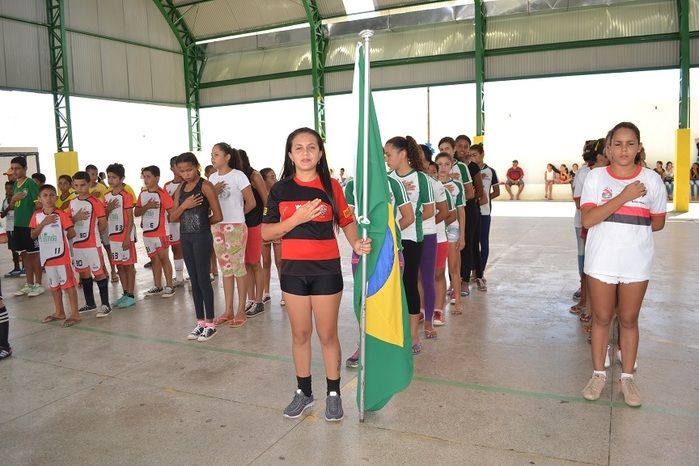 Palestra e Torneio Esportivo marcam segundo dia da V Semana Cultural da escola municipal MJM - Imagem 56