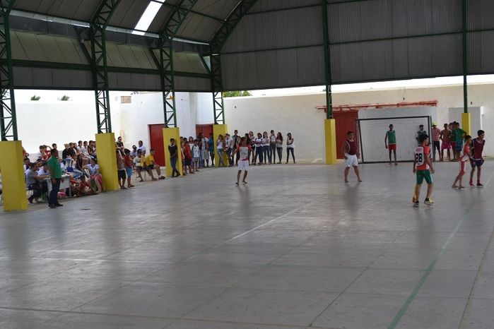Palestra e Torneio Esportivo marcam segundo dia da V Semana Cultural da escola municipal MJM - Imagem 82