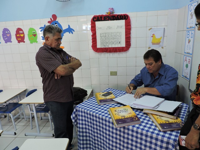 Prefeito de União autoriza ampliação das redes de distribuição de energia na cidade  - Imagem 2