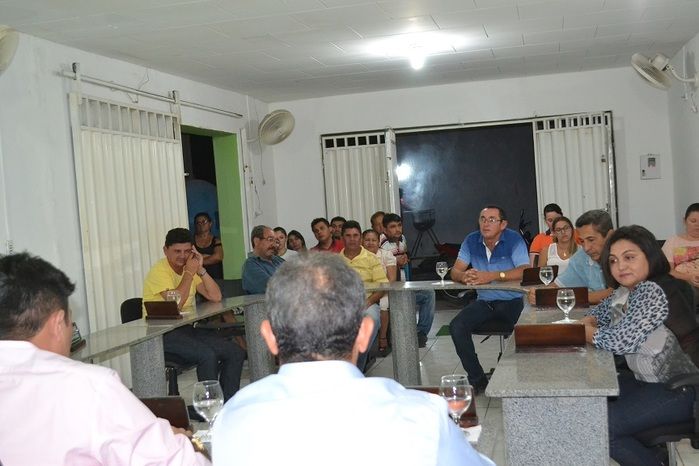 Sessão na Câmara Municipal aprova Minuta de Lei do Plano Municipal de Saneamento Básico - Imagem 15