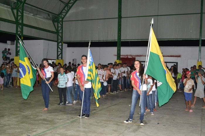 V Semana Cultural é encerrada com gincana, desfile e festa! - Imagem 58
