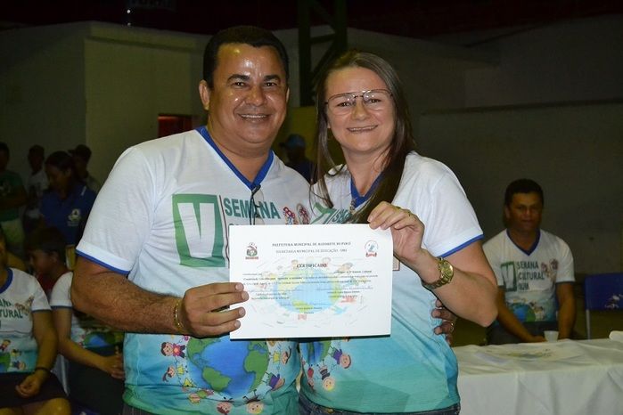 V Semana Cultural é encerrada com gincana, desfile e festa! - Imagem 17