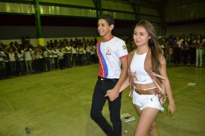 V Semana Cultural é encerrada com gincana, desfile e festa! - Imagem 184