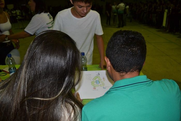 V Semana Cultural é encerrada com gincana, desfile e festa! - Imagem 98