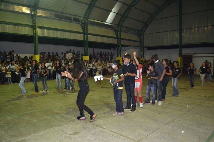 V Semana Cultural é encerrada com gincana, desfile e festa! - Imagem 51