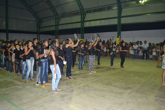 V Semana Cultural é encerrada com gincana, desfile e festa! - Imagem 53