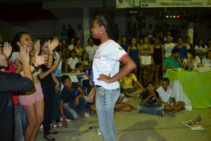 V Semana Cultural é encerrada com gincana, desfile e festa! - Imagem 178