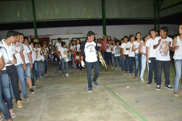 V Semana Cultural é encerrada com gincana, desfile e festa! - Imagem 75