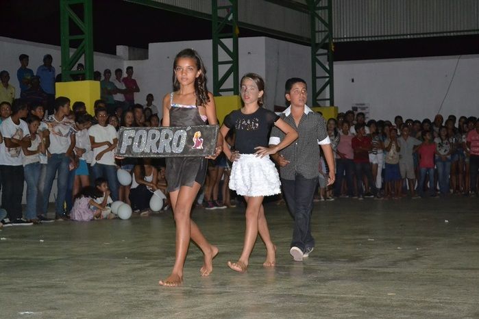 V Semana Cultural é encerrada com gincana, desfile e festa! - Imagem 109