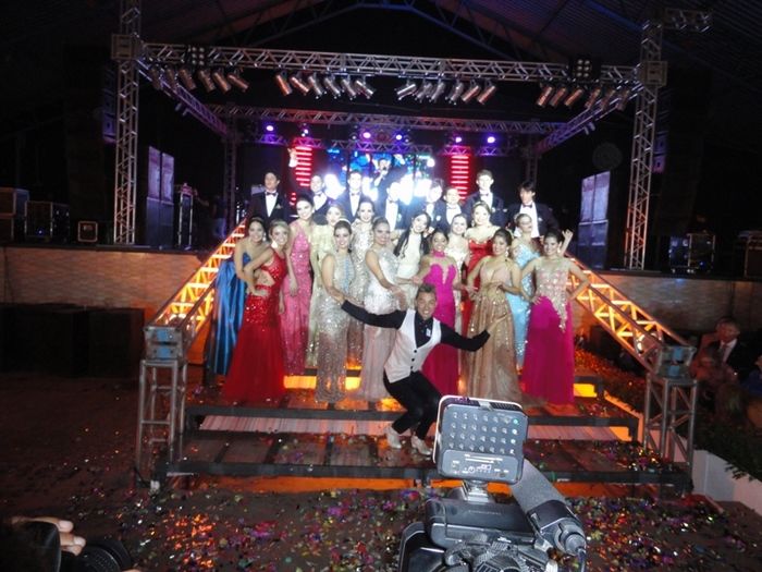 Confraternização de formatura de Layse Brito - Imagem 7