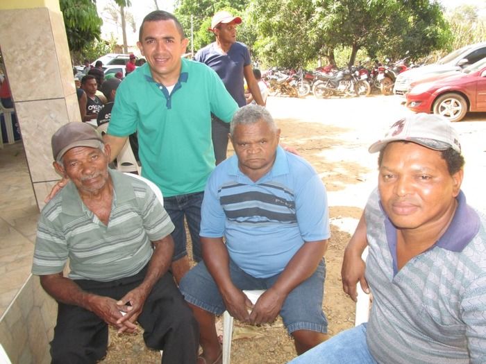 Vereador Luizão recebe amigos em sua residência  - Imagem 8