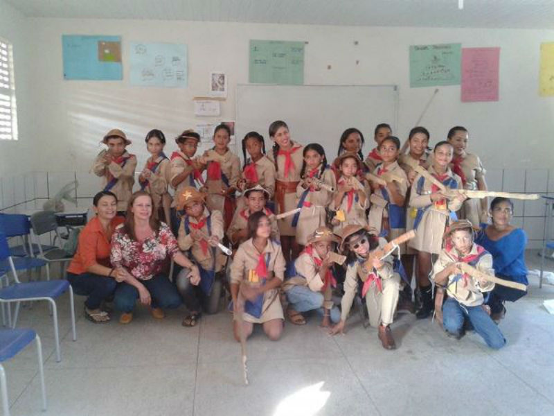  Escolas do município de Santo Inácio comemoram dia do folclore