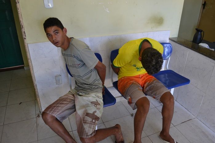 Dupla é presa em Parnaíba com arma de fogo artesanal - Imagem 3