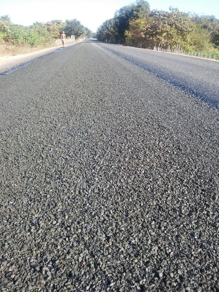 Prefeito Zé Resende visita obras de asfaltamento da PI-331 - Imagem 2