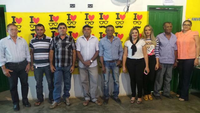 Assistência Social de Pimenteira realiza jantar para os pais - Imagem 5