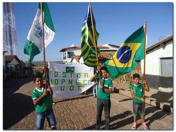 Escola Tia Neném Brito comemora o 7 de Setembro - Imagem 4