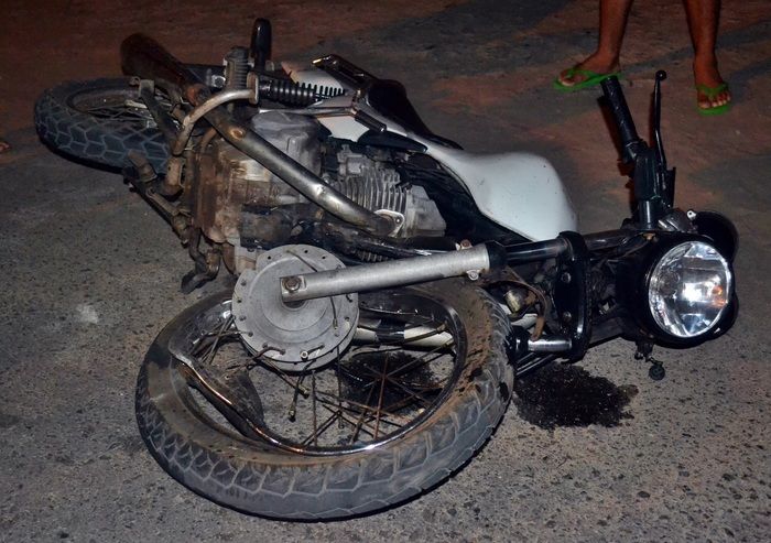 Colisão frontal em avenida de Parnaíba deixa dois feridos - Imagem 4