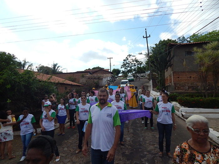 Veja mais fotos do Desfile de 7 de Setembro em Francinópolis - Imagem 106