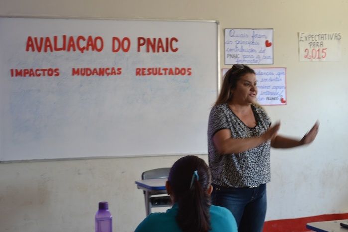 Professores Alfabetizadores participam de reunião do PNAIC em Alegrete - Imagem 4