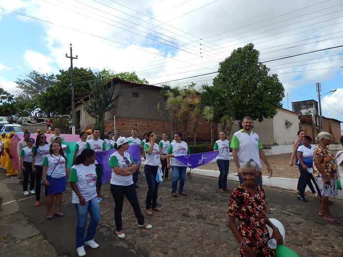 Veja mais fotos do Desfile de 7 de Setembro em Francinópolis - Imagem 103