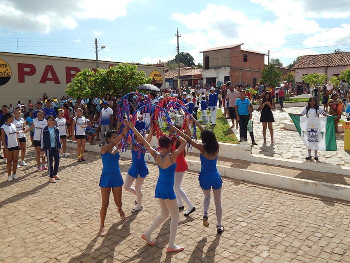 Veja mais fotos do Desfile de 7 de Setembro em Francinópolis - Imagem 153