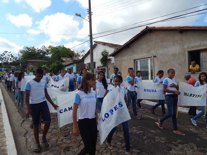 Veja mais fotos do Desfile de 7 de Setembro em Francinópolis - Imagem 74