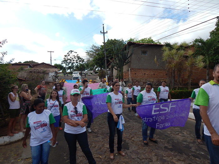 Veja mais fotos do Desfile de 7 de Setembro em Francinópolis - Imagem 104