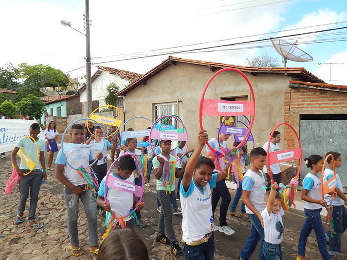 Veja mais fotos do Desfile de 7 de Setembro em Francinópolis - Imagem 69