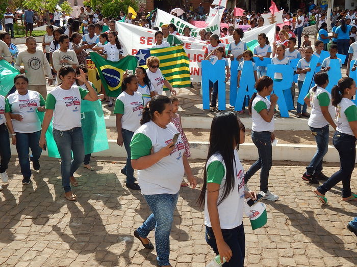 Veja mais fotos do Desfile de 7 de Setembro em Francinópolis - Imagem 177